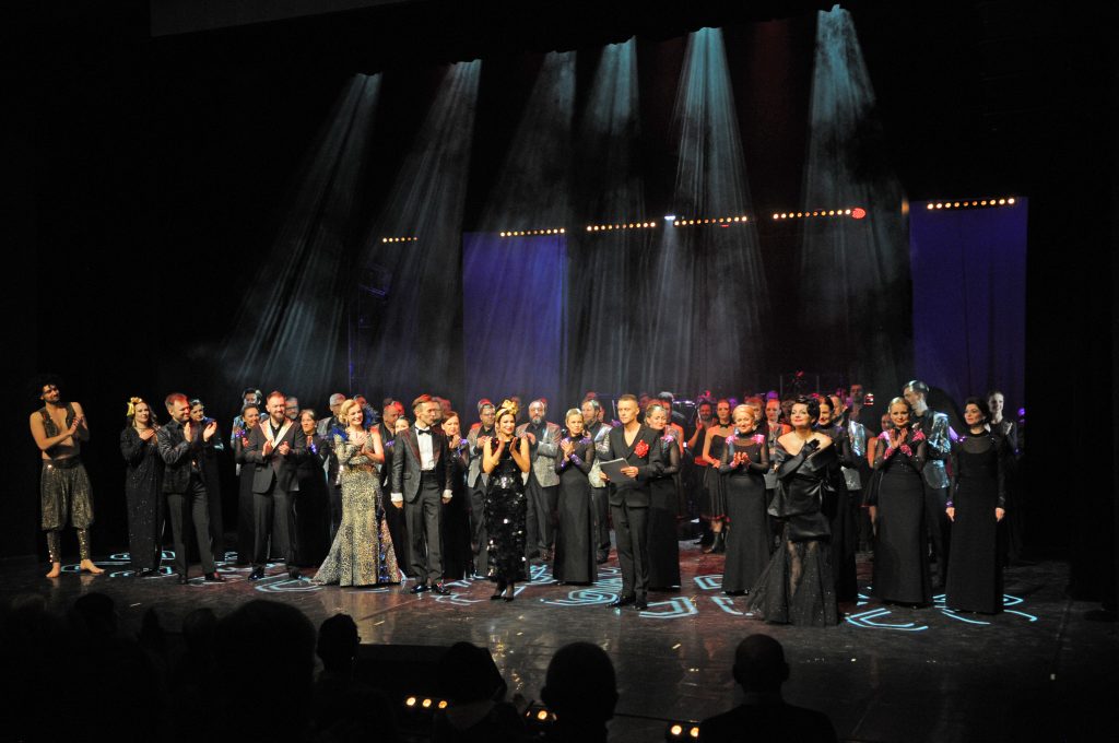 SHOWTIME NA BIS – KARNAWAŁ W NAJLEPSZYM WYDANIU - CHCIAŁOBY SIĘ JESZCZE RAZ!